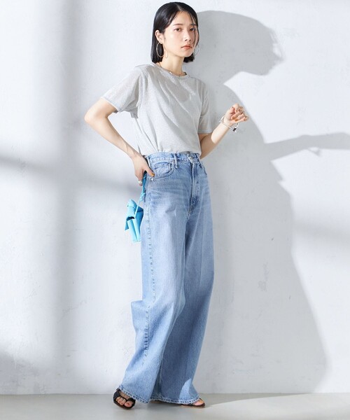 SHIPS(シップス)の「〈手洗い可能〉シアー ラメ クルーネック カットソー(Tシャツ/カットソー・レディース・シルバー/ブラック・ONE SIZE)」の3枚目の写真