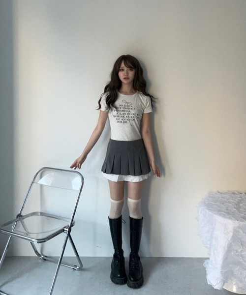 MAINLYTRULY（メインリィトゥルリィ）の「レイヤード プリーツ ミニスカート（スカート・レディース・グレー・S）」の13枚目の写真