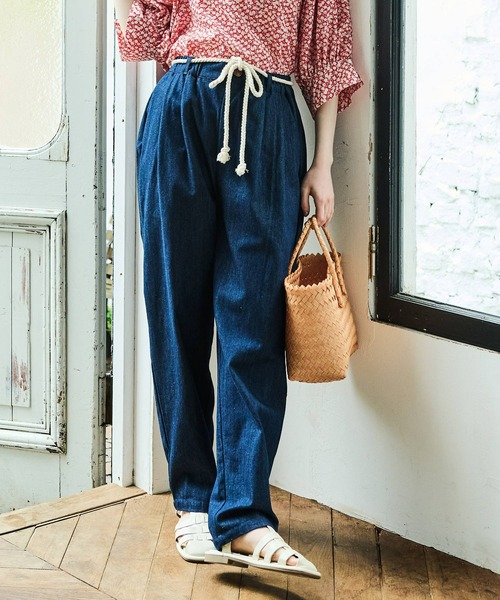 Crisp(クリスプ)の「デニムテーパードパンツ(デニムパンツ・レディース・ネイビー・FREE)」の1枚目の写真