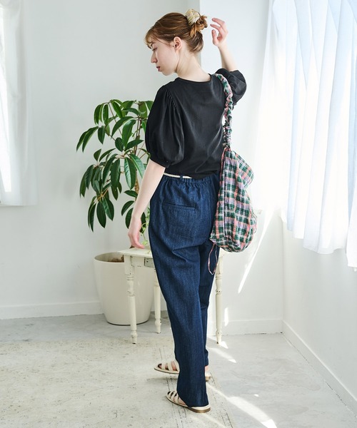 Crisp(クリスプ)の「デニムテーパードパンツ(デニムパンツ・レディース・ネイビー・FREE)」の20枚目の写真