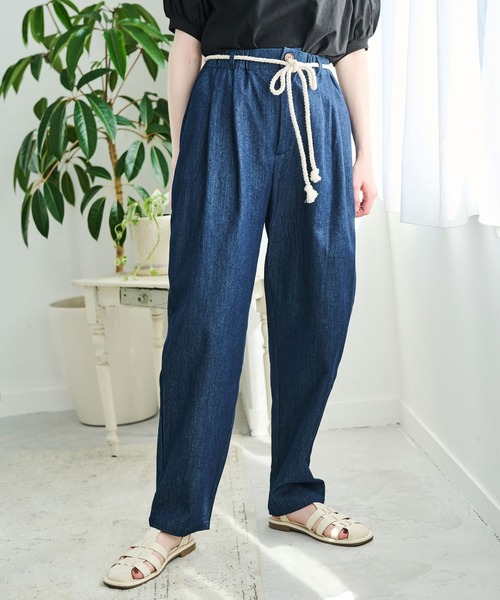 Crisp(クリスプ)の「デニムテーパードパンツ(デニムパンツ・レディース・ネイビー・FREE)」の17枚目の写真