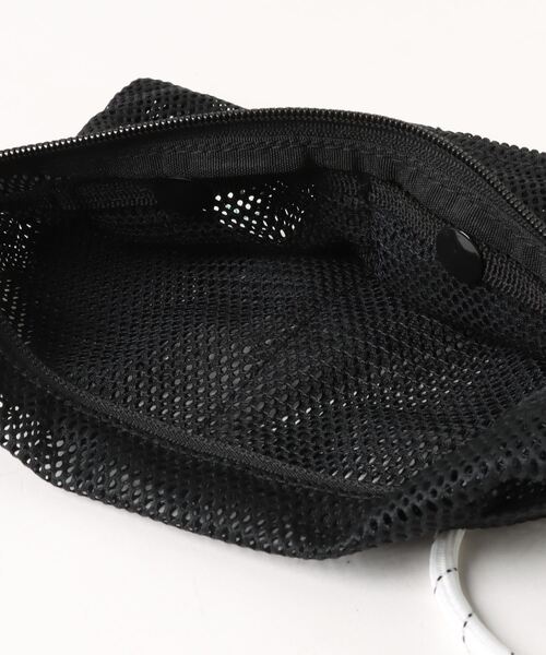 Lee（リー）の「LEE / MESH SACOCHE LA0649（ボディバッグ/ウエストポーチ・レディース・ブラック/ホワイト/パープル/ライトグリーン/ピンク・ONESIZE）」の8枚目の写真