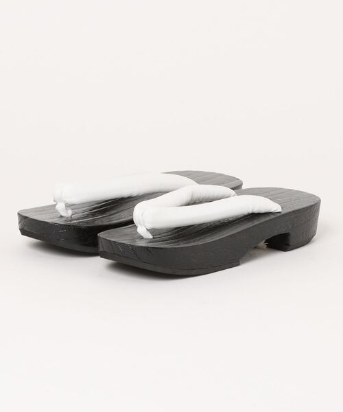 CELEN（セレン）の「【浴衣小物】選べる8色 レディース下駄 単品（和装小物・レディース・ブラック/ライトブラウン/ホワイト/レッド/キャメル/ピンク/ネイビー/パープル・FREE）」の18枚目の写真