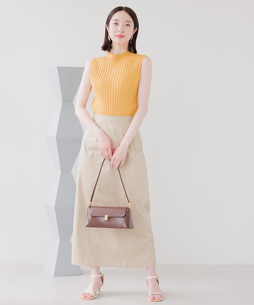 Andemiu（アンデミュウ）の「【洗えるUV】ワイドリブノースリーブニット136144（ニット/セーター・レディース・ホワイト/ブラック/イエロー/パープル・FREE）」の9枚目の写真