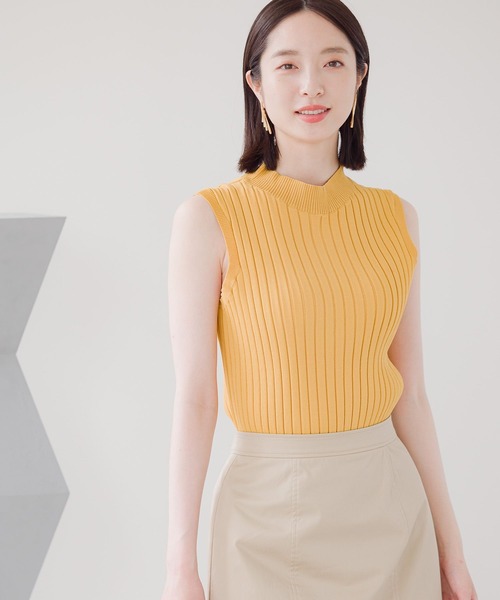 Andemiu（アンデミュウ）の「【洗えるUV】ワイドリブノースリーブニット136144（ニット/セーター・レディース・ホワイト/ブラック/イエロー/パープル・FREE）」の10枚目の写真