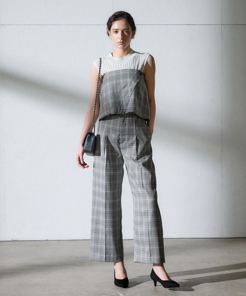 Andemiu（アンデミュウ）の「【洗えるUV】ワイドリブノースリーブニット136144（ニット/セーター・レディース・ホワイト/ブラック/イエロー/パープル・FREE）」の12枚目の写真