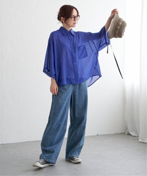 LBC(エルビーシー)の「シアーボックスシルエットシャツ(シャツ/ブラウス・レディース・その他23/オフホワイト/ブラック/ブルー・L/M)」の8枚目の写真