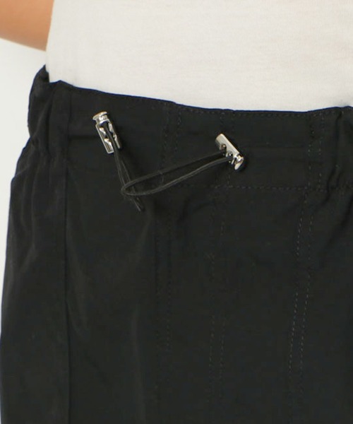 GORGE（ゴージ）の「《ドロスト×ポケット》レディース ロングカーゴスカート ミリタリー風 ストリート 春夏秋冬（スカート・レディース・ブラック/カーキ/チャコールグレー・F）」の10枚目の写真