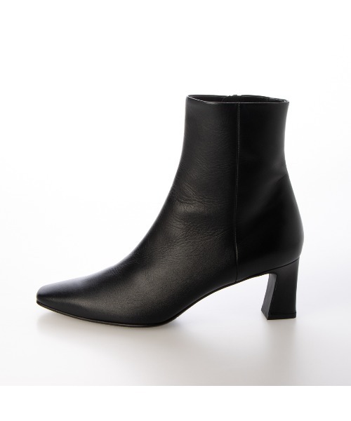 Riz raffinee(リズラフィーネ)の「スクエアプレーンブーツ(ブーツ・レディース・ブラウン/グレー系その他7/ブラック・22.5cm/23cm/23.5cm/24cm/24.5cm)」の4枚目の写真