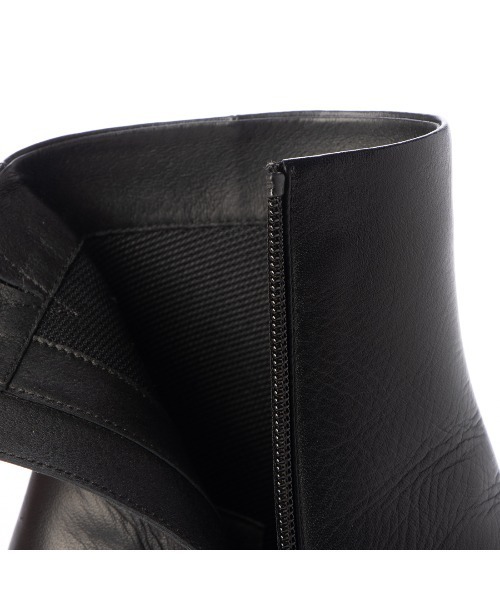 Riz raffinee(リズラフィーネ)の「スクエアプレーンブーツ(ブーツ・レディース・ブラウン/グレー系その他7/ブラック・22.5cm/23cm/23.5cm/24cm/24.5cm)」の9枚目の写真