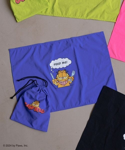 LOWRYS FARM(ローリーズファーム)の「GARFIELDランチセット 141130(ランチョンマット/テーブルウェア・キッズ・ブルー/ブラック/グリーン/ピンク/イエロー・FREE)」の1枚目の写真