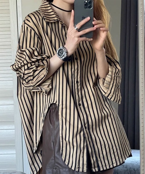 Mayree(メイリー)の「【Mayree】ストライプ カットデザイン シャツ(シャツ/ブラウス・レディース・ストライプ・SMALL/MEDIUM/LARGE)」の2枚目の写真