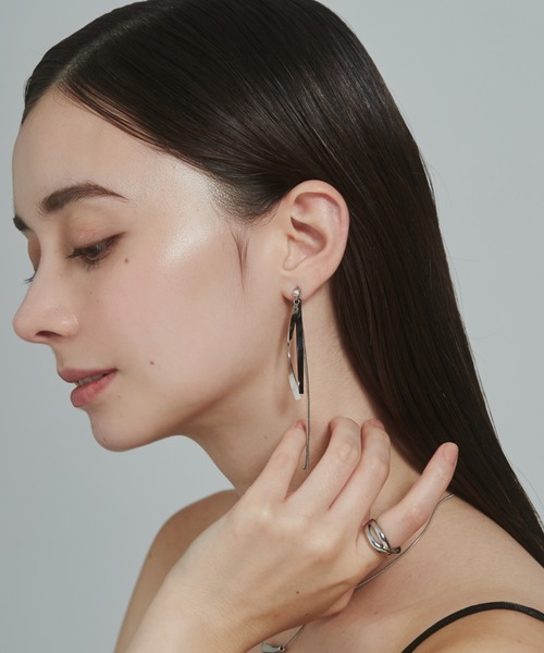 大安売りページ♡サージカルピアス4点★いつもありがとうございます♡ まるでダイヤモンド！最高級宝石質ベゼルジルコニア サージカル