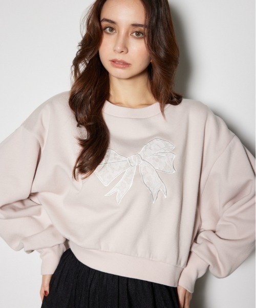 rienda(リエンダ)の「レースリボンモチーフスウェットトップス 春服 秋服 トレーナー(スウェット・レディース・ブラック/グレー/ピンク・FREE)」の3枚目の写真
