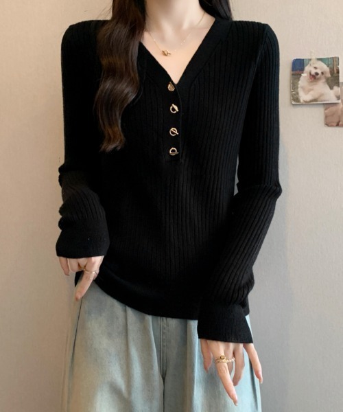 Miniministore(ミニミニストア)の「Vネックリブニットトップス ハーフボタン(ニット/セーター・レディース・カーキ/ブラック/アイボリー/ホワイト/ベージュ・FREE)」の4枚目の写真