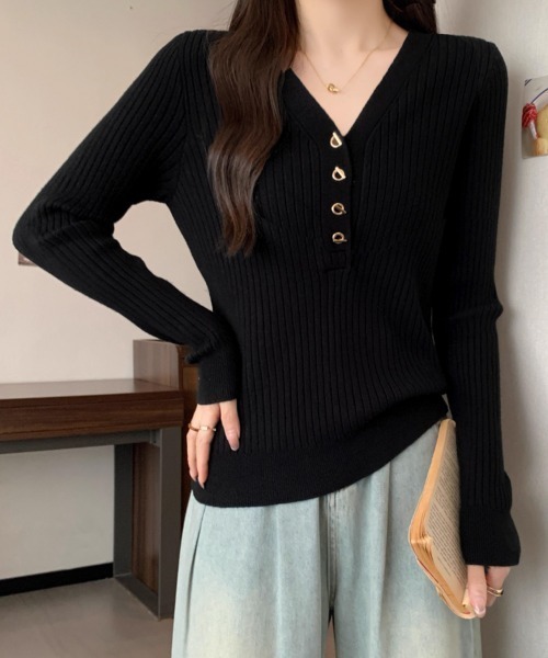 Miniministore(ミニミニストア)の「Vネックリブニットトップス ハーフボタン(ニット/セーター・レディース・カーキ/ブラック/アイボリー/ホワイト/ベージュ・FREE)」の9枚目の写真