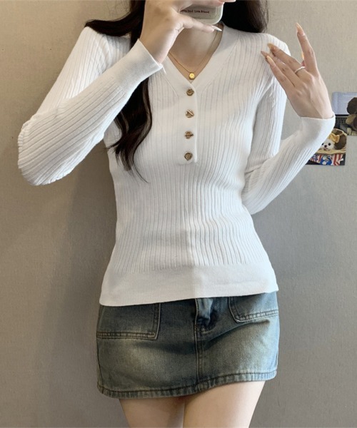 Miniministore(ミニミニストア)の「Vネックリブニットトップス ハーフボタン(ニット/セーター・レディース・カーキ/ブラック/アイボリー/ホワイト/ベージュ・FREE)」の13枚目の写真