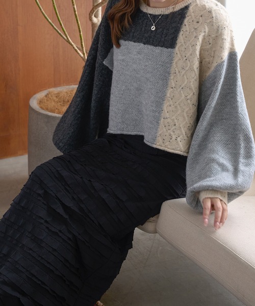 Ambre Neige(アンブルネージュ)の「パッチワークケーブルニット/WEB/EC限定商品(ニット/セーター・レディース・グレー系その他/ピンク系その他・FREE)」の2枚目の写真