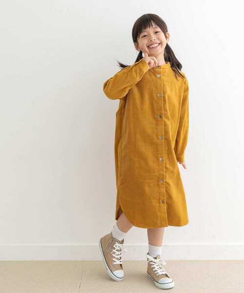 URBAN RESEARCH DOORS（アーバンリサーチドアーズ）の「『親子リンク』『UR TECH』コーデュロイシャツワンピース(KIDS)（ワンピース・キッズ・グレー/マスタード/ベージュ・135/120/105）」の3枚目の写真