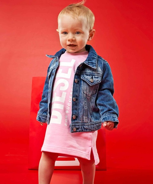 DIESEL KIDS（ディーゼルキッズ）の「DIESEL（ディーゼル）Baby デニムジャケット（デニムジャケット・キッズ・ブルー・24M）」の2枚目の写真