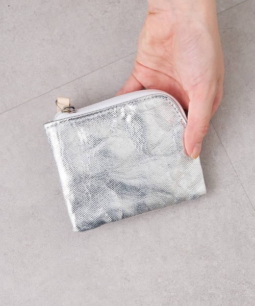 EARTH MADE（アースメイド）の「CANVAS 2WAY MINIBOSTON with POUCH（ボストンバッグ・レディース・ブラック/シルバー・フリー）」の19枚目の写真