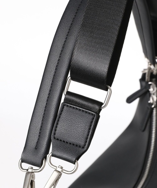 GLOBAL WORK（グローバルワーク）の「軽量ジャストポケット2WAYショルダー/248410（ショルダーバッグ・メンズ・ブラック/グレー/アイボリー・ONE SIZE）」の13枚目の写真
