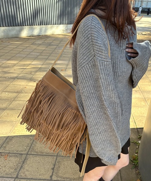 ISOOK（アイスー）の「【ISOOK / アイスー】フリンジショルダーバッグ / スクエアバッグ ハンドバッグ トートバッグ 大きめ 斜めがけ ZOZOTOWN限定（ショルダーバッグ・レディース・ブラック/ベージュ・FREE）」の10枚目の写真