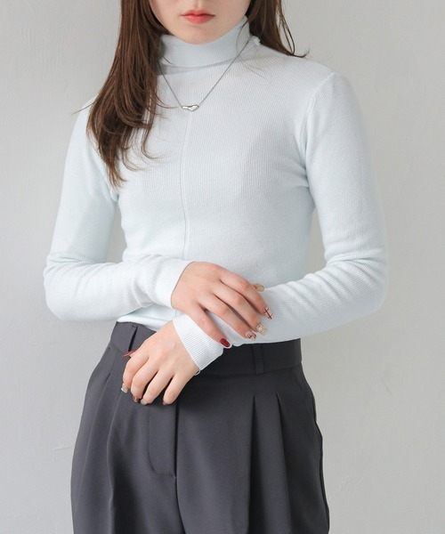 HER CLOSET（ハークローゼット）の「 【HER CLOSET】ベーシックリブタートルネックニット BASIC RIB TURTLENECK KNIT（ニット/セーター・レディース・ライトピンク/ブラック/アイボリー/チャコールグレー/グレー/オフホワイト/ライトグレー/ワインレッド/サックスブルー系/ブラウン/ラベンダー/ベージュ/ダークパープル・M）」の9枚目の写真