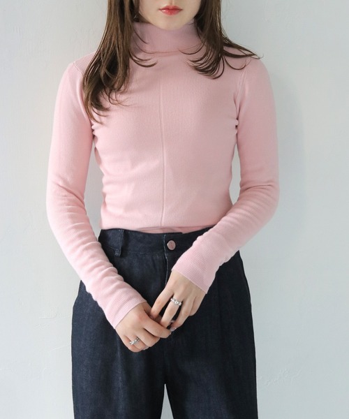 HER CLOSET（ハークローゼット）の「 【HER CLOSET】ベーシックリブタートルネックニット BASIC RIB TURTLENECK KNIT（ニット/セーター・レディース・ライトピンク/ブラック/アイボリー/チャコールグレー/グレー/オフホワイト/ライトグレー/ワインレッド/サックスブルー系/ブラウン/ラベンダー/ベージュ/ダークパープル・M）」の12枚目の写真