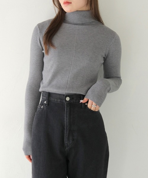 HER CLOSET（ハークローゼット）の「 【HER CLOSET】ベーシックリブタートルネックニット BASIC RIB TURTLENECK KNIT（ニット/セーター・レディース・ライトピンク/ブラック/アイボリー/チャコールグレー/グレー/オフホワイト/ライトグレー/ワインレッド/サックスブルー系/ブラウン/ラベンダー/ベージュ/ダークパープル・M）」の21枚目の写真