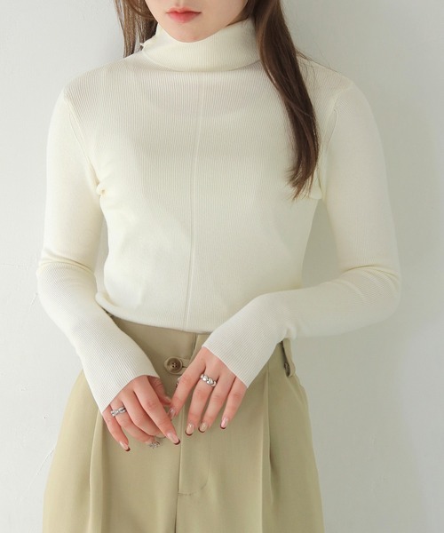 HER CLOSET（ハークローゼット）の「 【HER CLOSET】ベーシックリブタートルネックニット BASIC RIB TURTLENECK KNIT（ニット/セーター・レディース・ライトピンク/ブラック/アイボリー/チャコールグレー/グレー/オフホワイト/ライトグレー/ワインレッド/サックスブルー系/ブラウン/ラベンダー/ベージュ/ダークパープル・M）」の14枚目の写真
