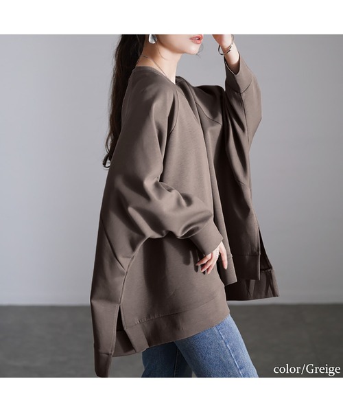 GOLDJAPAN（ゴールドジャパン）の「Vネックワイドドルマンプルオーバー【大きいサイズ対応】（スウェット・レディース・チャコール/ベージュ系/ブラック・LL～3L/4L～5L）」の11枚目の写真