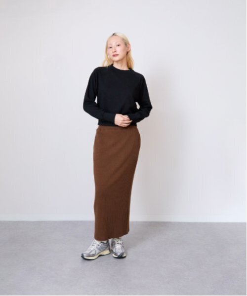LUKU nari(ルクナーリ)の「カットリブタイトスカート(スカート・レディース・ベージュ/ダークブラウン・F)」の19枚目の写真