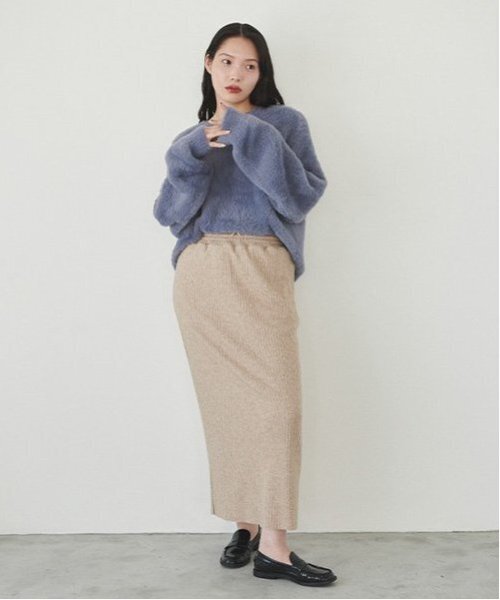 LUKU nari(ルクナーリ)の「カットリブタイトスカート(スカート・レディース・ベージュ/ダークブラウン・F)」の4枚目の写真