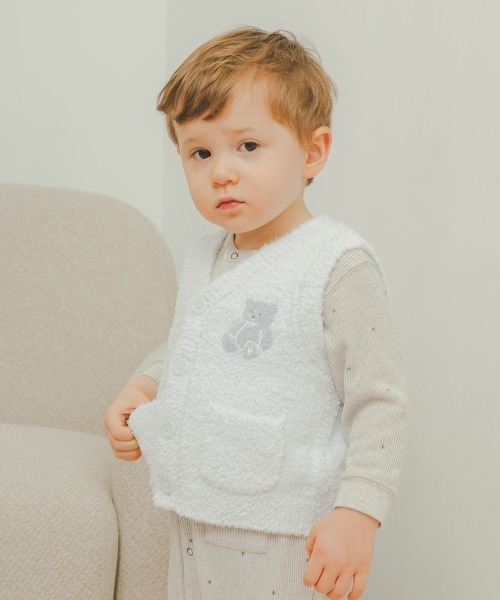 gelato pique(ジェラートピケ)の「【限定カラーあり】【BABY】パウダーベアベスト(その他ベビーウェア・キッズ・ピンク/ベージュ/ブルー・80/70)」の2枚目の写真