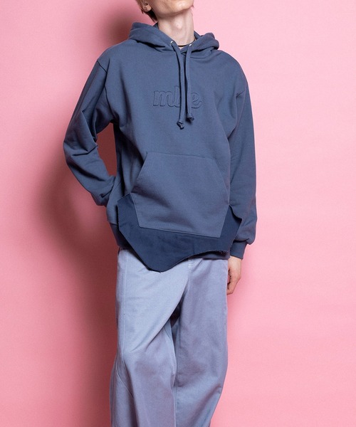 MILKBOY(ミルクボーイ)の「mbe パーカー(パーカー・メンズ・A・FREE)」の6枚目の写真