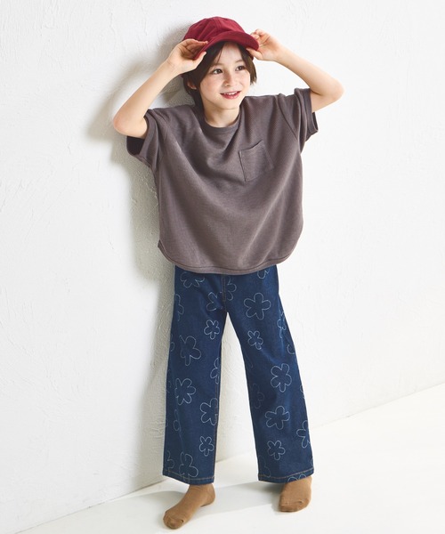 pairmanon(ペアマノン)の「【リンクコーデ】【ふんわりワッフル】バルーンシルエットTシャツ(Tシャツ/カットソー・キッズ・ブラウン系その他/ホワイト系その他/ライトベージュ/グリーン系その他/モカ/ブラック・110/130/90/120/150/100/140)」の21枚目の写真