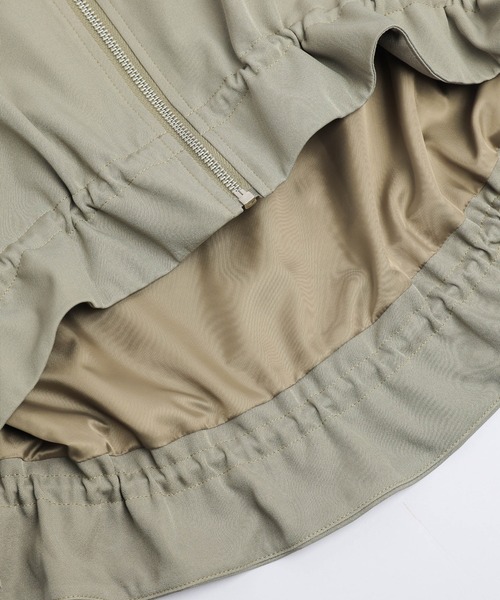 La-gemme（ラジェム）の「ドロスト ギャザーブルゾン（ブルゾン・レディース・ベージュ系その他/ブラック/カーキ・フリー）」の16枚目の写真