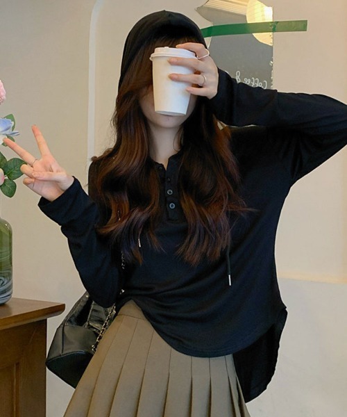 SallyLunn(サリーラン)の「フード付長袖カットソー(Tシャツ/カットソー・レディース・ホワイト/ブラック/グレー・LARGE/MEDIUM)」の6枚目の写真
