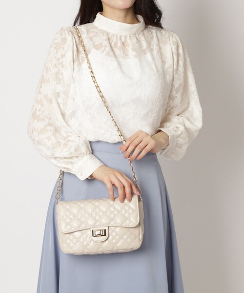 ESPERANZA（エスペランサ）の「キルティングショルダーバッグ（ショルダーバッグ・レディース・アイボリー/ブラック系8/ベージュ系8/ピンク系・FREE）」の2枚目の写真
