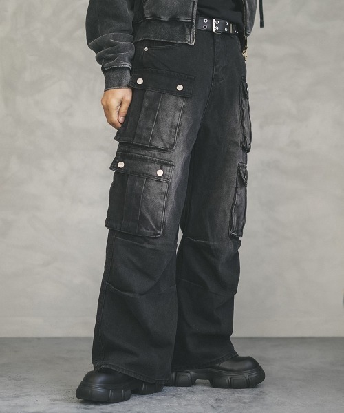 Shoowtime(ショウタイム)の「Black vintage wash denim cargo pants / ブラックビンテージウォッシュデニムカーゴパンツ(デニムパンツ・メンズ・ブラック系・X-LARGE/LARGE/MEDIUM)」の3枚目の写真