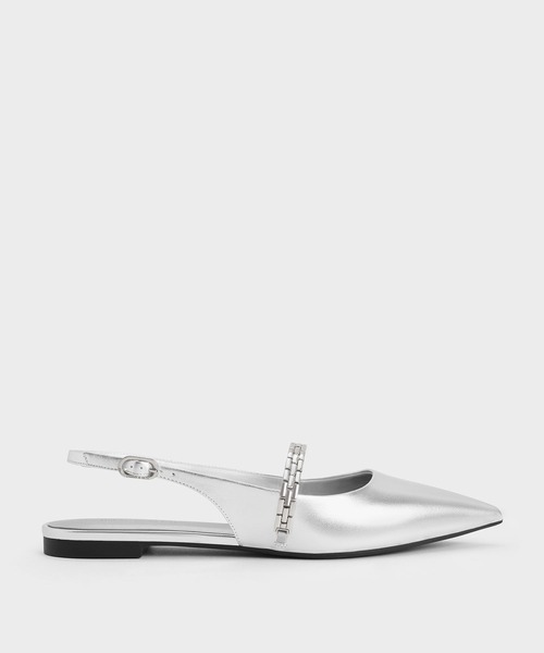 CHARLES & KEITH(チャールズ & キース)の「チェーンストラップ ポインテッドトゥスリングバックフラット(パンプス・レディース・オフホワイト/シルバー・23cm/26.5cm/25.5cm/25cm/24.5cm/23.5cm/22.5cm)」の2枚目の写真