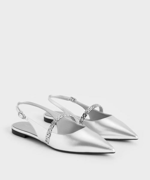 CHARLES & KEITH(チャールズ & キース)の「チェーンストラップ ポインテッドトゥスリングバックフラット(パンプス・レディース・オフホワイト/シルバー・23cm/26.5cm/25.5cm/25cm/24.5cm/23.5cm/22.5cm)」の3枚目の写真