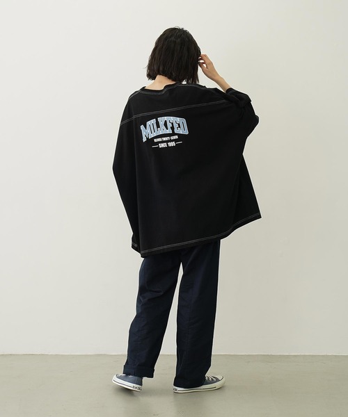 Champion（チャンピオン）の「MILKFED.×CHAMPION COLLEGE LOGO BIG FOOTBALL TEE（Tシャツ/カットソー・レディース・オートミール/ベージュ/ブラック/ブルー・ONE SIZE）」の19枚目の写真