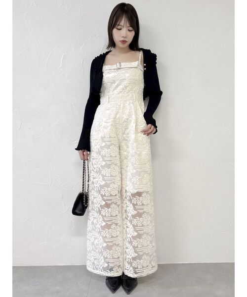 dazzlin(ダズリン)の「レースワイドサロペット(ワンピース・レディース・オフホワイト/ブラック・SMALL/MEDIUM)」の9枚目の写真