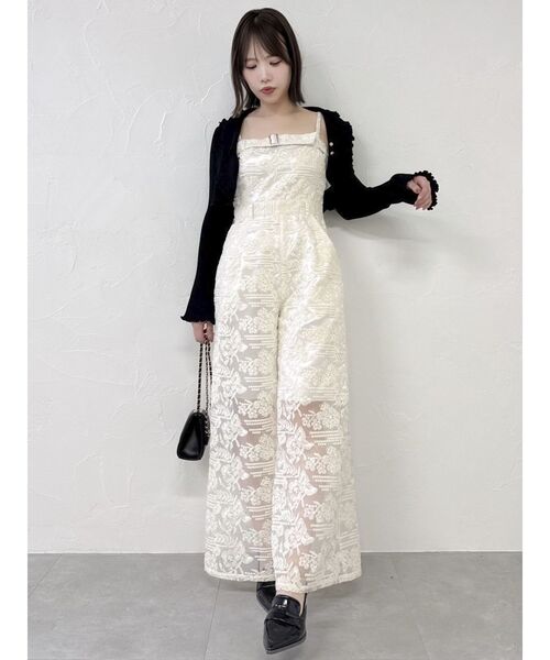 dazzlin(ダズリン)の「レースワイドサロペット(ワンピース・レディース・オフホワイト/ブラック・SMALL/MEDIUM)」の8枚目の写真
