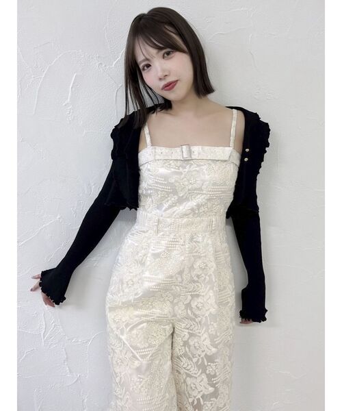 dazzlin(ダズリン)の「レースワイドサロペット(ワンピース・レディース・オフホワイト/ブラック・SMALL/MEDIUM)」の5枚目の写真