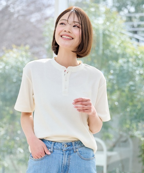 Arnold Palmer（アーノルドパーマー）の「ハニカムワッフル シェア ヘンリーネック Tシャツ（Tシャツ/カットソー・レディース・チャコールグレー/ライトベージュ/アイボリー・L/LL/M/S/XS）」の8枚目の写真