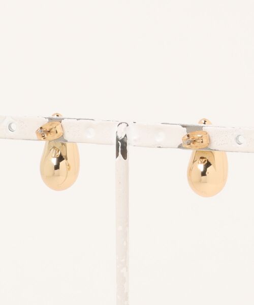 MOUSSY(マウジー)の「GLEAMING DROP ピアス(ピアス(両耳用)・レディース・シルバー/ゴールド・FREE)」の13枚目の写真