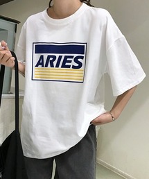 夏服メンズライクなサイズ感が可愛いオーバーサイズロゴT 二の腕も日差しもさりげなくカバー◎半袖Tシャツ